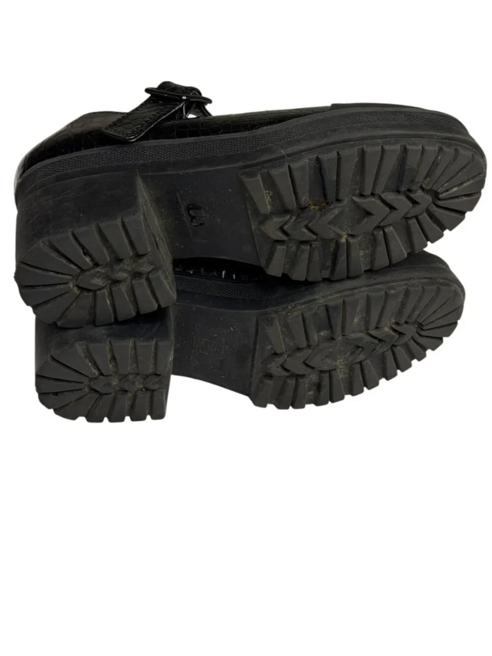 Urban Outfitters Black Croc Mary Jane Chunky Heels